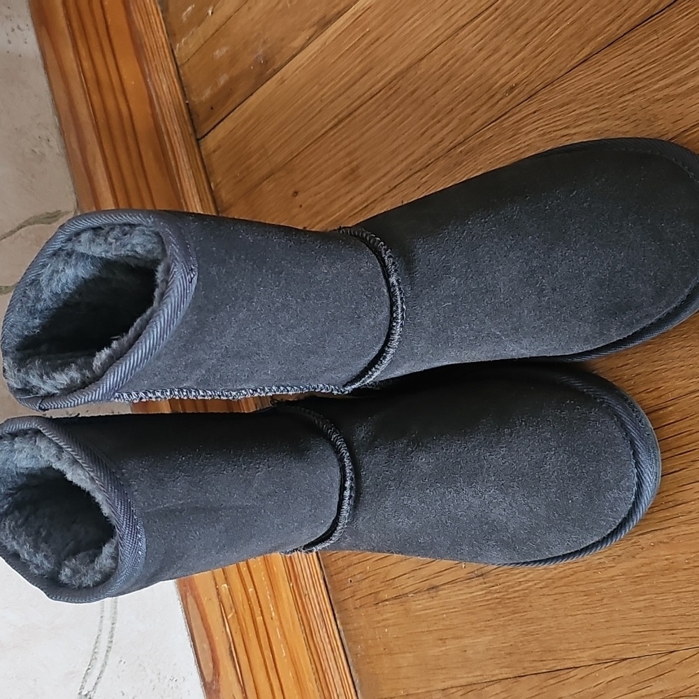 Tamarac Winter Audrey Gray Suede Fur Lined Boots Women's Size 8M